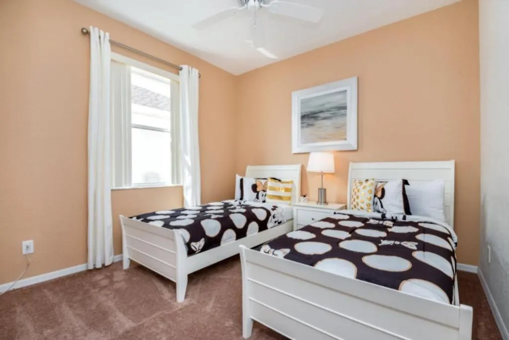169 Belf Villa Four Corners